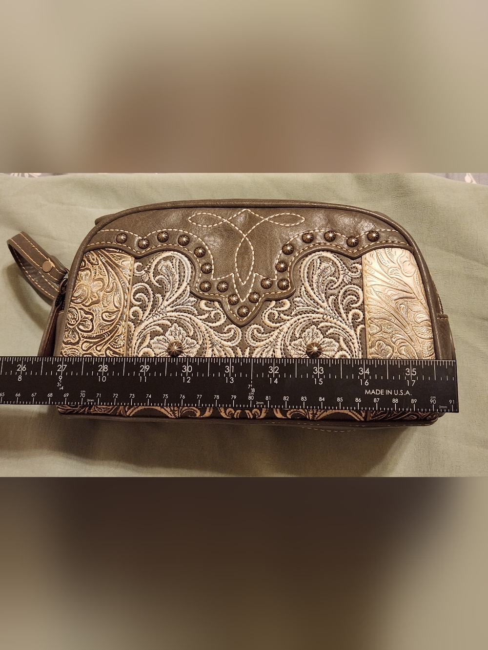 Embroidered Floral Western Tote in Brown and Cream - Picture 2 of 12